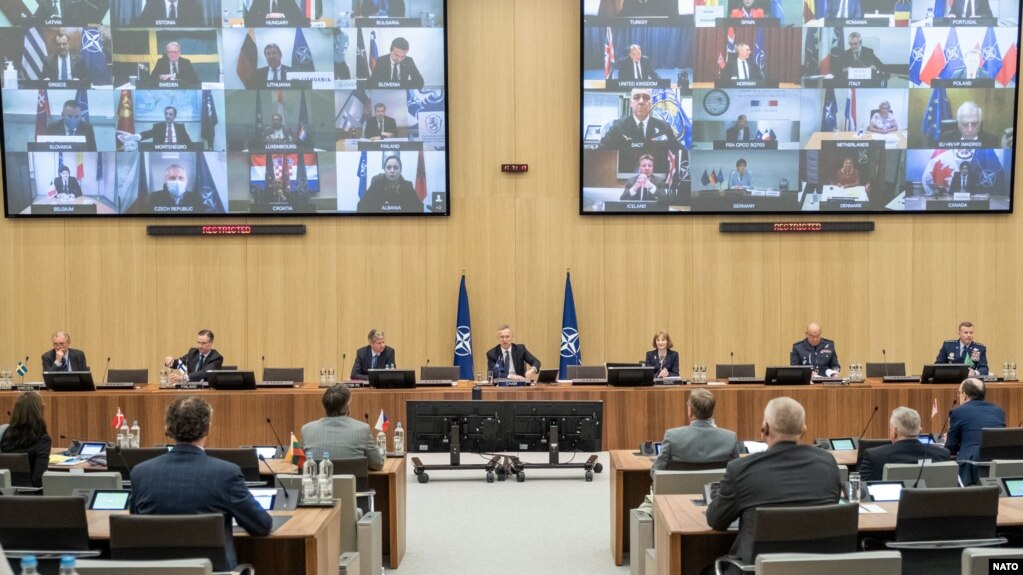 Stoltenberg: Situata me kornavirusin nuk i ka ndryshuar misionet e NATO-s