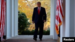Predsednik Tramp u zapadnom krilu Bele kuće, 13. novembra 2020. (Foto: Reuters/Carlos Barria)