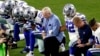 Trump: Para Pemilik Tim NFL Takut dengan Pemain Football