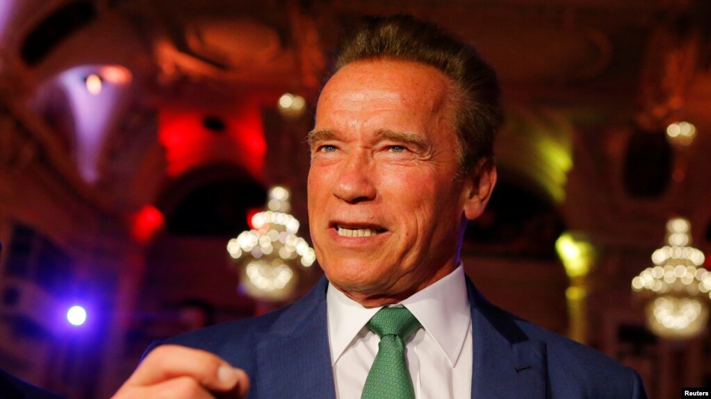 El exgobernador de California Arnold Schwarzenegger durante la Cumbre Mundial del Clima en Viena, Austria. Junio 20, de 2017. 