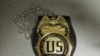 美國海關查獲來自中國的偽造執法徽章