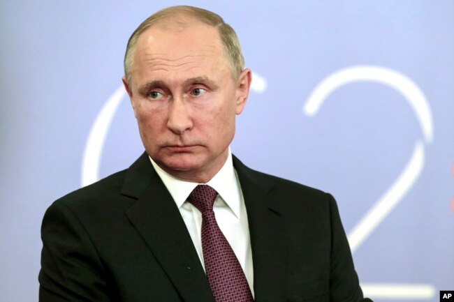 Ruski predsednik Vladimir Putin obaća se medijima nakon samita G-20 u Boenos Airesu, Argentina, 1. decembra 2018.