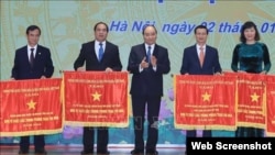 Hôm 2/1/2020, Thủ tướng Việt Nam Nguyễn Xuân Phúc dự Hội nghị Triển khai nhiệm vụ ngân hàng năm 2020. Photo TTXVN.