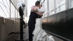 A couple who won a chance to wed on the 86th floor of the Empire State Building in New York on Valentine's Day, February 14