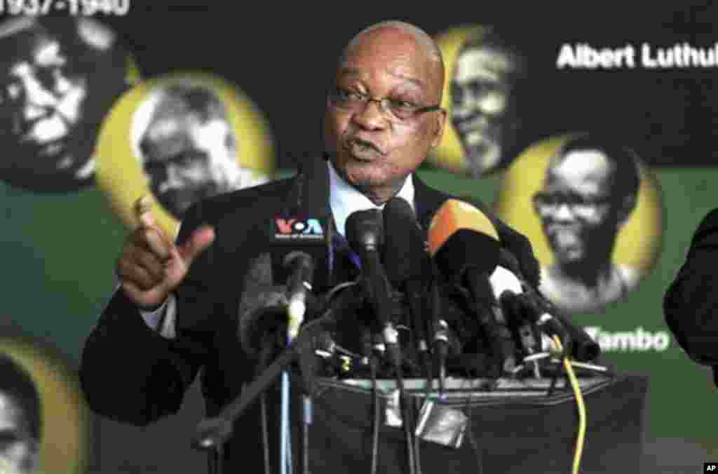 South African president Jacob Zuma, addresses journalists in Johannesburg, Monday, June 24, 2013. Zuma said that Nelson Mandela’s condition in a Pretoria hospital remained critical for a second straight day and described the stricken anti-apartheid hero a