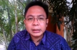 Direktur Eksekutif Indikator Politik Indonesia Burhanuddin Muhtadi. (Foto: VOA/Sasmito)