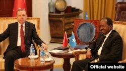 Madaxweyne Erdogan iyo Madaxweyne Xasan Sheekh