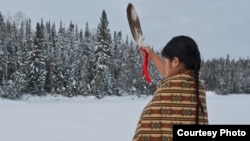 Photo of Adriel Flett, 5, Oji-Cree member of the Garden Hill First Nation, Manitoba, Canada. Courtesy: Steve McDougall.