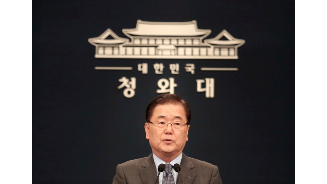 Chung Eui-yong dalam konferensi pers di Seoul, Korea Selatan. (Foto: dok).
