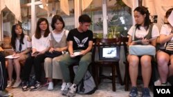 香港中文大學吐露詩社舉辦六四29周年詩聚重溫六四事件紀錄片 (美國之音湯惠芸拍攝)