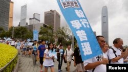 Manifestantes en apoyo al referendo en Hong Kong.