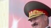 «Люди Лукашенко ищут ему убежище на Западе»
