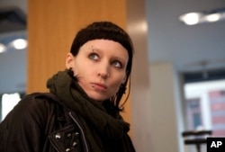 Rooney Mara as Lisbeth Salander in "The Girl With The Dragon Tattoo"