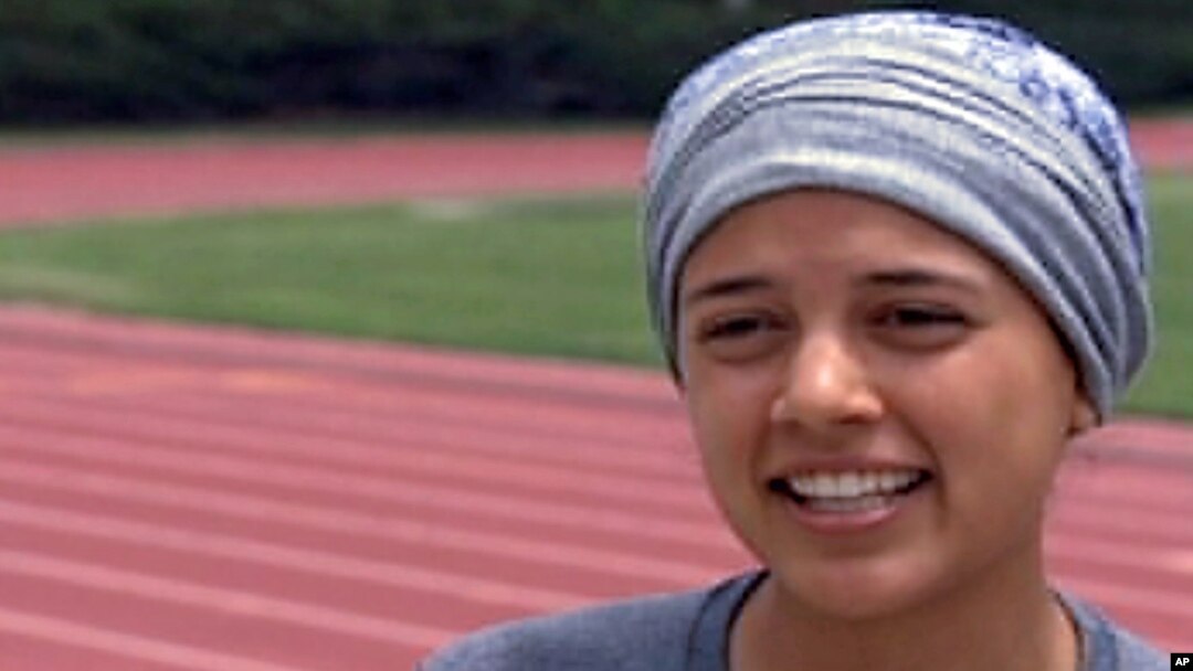 Sarah Attar, atlet putri pertama Arab Saudi yang berlomba dalam cabang atletik Olimpiade dan turun pada nomor 800 meter (8/8).