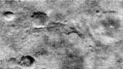 Один из первых снимков Марса, снятый аппаратом «Маринер-4»