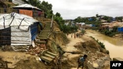 ဘာလုခါလီ ရိုဟင်ဂျာဒုက္ခသည်စခန်း မြေပြိုကျမှု ဖြစ်ပွားစဉ်(ဇူလိုင် ၂၀၁၉)