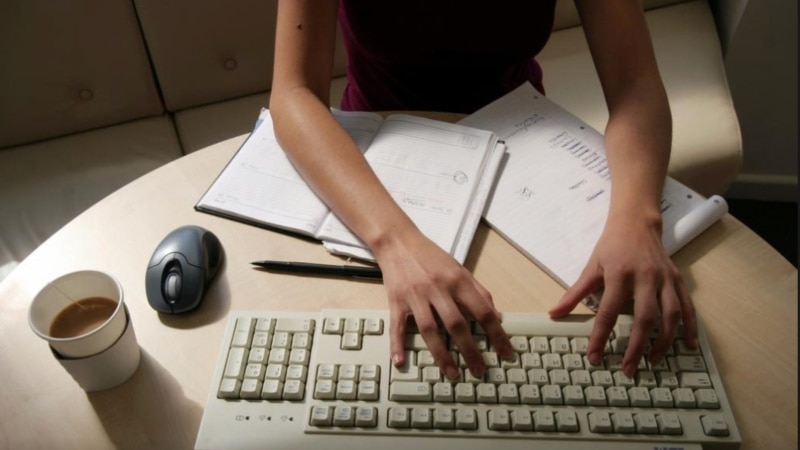 Financial Watchdog Says Home-Based Work Fuels Cyberattacks