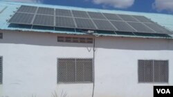 A photo of the photovoltaic cell which is fitted on the roof of the Hanaano hospital, in the central town of Dhusamareb, Somalia on Jan. 20, 2022. It’s function is to capture solar energy. (Abdiwahid Moalin Isak/VOA)