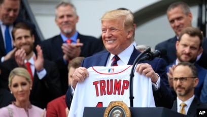 Obama welcomes champion NY Yankees to White House