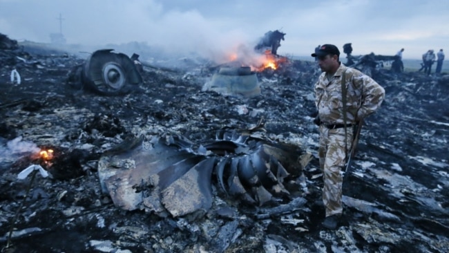 პრორუსი სეპარატისტი მალაიზიური ბოინგის ჩამოგდების ადგილზე