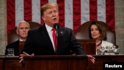 Президент Дональд Трамп выступает в Конгрессе с речью «О положении дел в стране». 5 февраля 2019