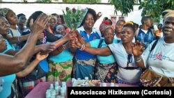 Associacao Hixikanwe, Maputo, activistas contra a Sida