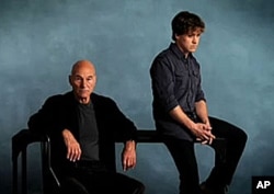 Patrick Stewart (left) and T.R. Knight star in a new Broadway production of David Mamet's 'A Life in the Theatre.'