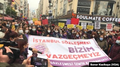 istanbul sozlesmesi karari protesto edildi