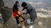 د پولیو واکسین؛ افغانستان کې ۹.۹ میلیون ماشومان واکسین کیږي