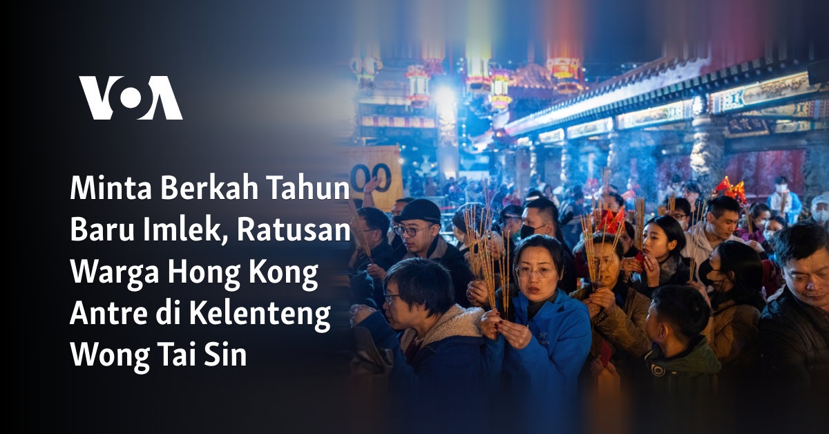 Minta Berkah Tahun Baru Imlek, Ratusan Warga Hong Kong Antre di Kelenteng Wong Tai Sin