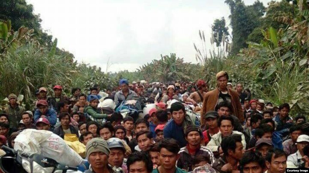 ပိတ္မိေနတဲ့တႏုိင္းစစ္ေျပးဒုကၡသည္မ်ား (သတင္းဓာတ္ပံု-Hkun Awng Nlam)