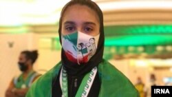 غزاله حسینی عضو تیم ملی وزنه برداری زنان نوجوان ایران - آرشیو