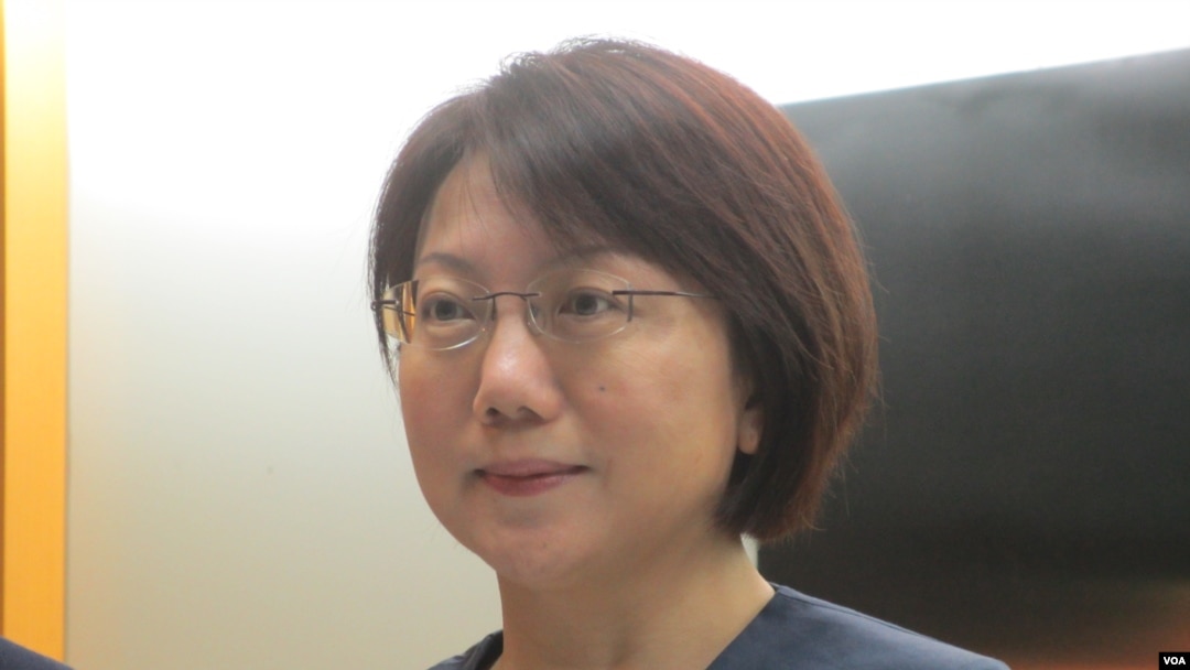 台湾大学社会系教授范云(美国之音张永泰拍摄)