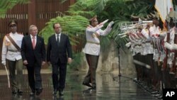 Predsednici Kube i Francuske, Raul Kastro i Fransoa Oland 