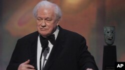 Charles Durning, quien murió la vispera de Navidad, fue un rostro omnipresente en Hollywood.