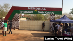 Entrée du mémorial Thomas Sankara au conseil de l'Entente, Ougadougou, le 3 mars 2019. (VOA/ Lamine Traoré)