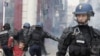 Cảnh sát Pháp giải tỏa các cản trở nguồn cung ứng nhiên liệu