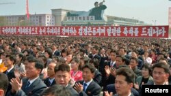 지난 10일 북한 평양 김일성광장에서 김정은 국방위원회 제1위원장 재추대 평양시 경축대회를 열었다. (자료사진)