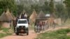 Des otages libérés sont transportés à Ngaoui, au Cameroun, le 6 juin 2018. (Moki Edwin Kindzeka / VOA)
