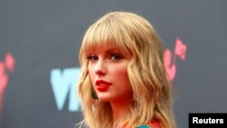Taylor Swit di Prudential Center, Newark, New Jersey, 26 Agustus 2019. 