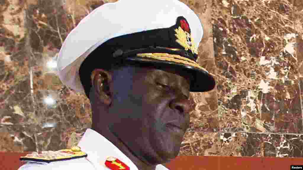 Sabon Hafsin sojojin ruwa, Rear Admiral Usman O. Jibrin.
