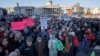 "Virons Trump" : des milliers de manifestants anti-Trump à Londres