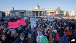 Марш жінок в Лондоні.