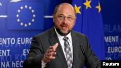 European Parliament President Martin Schulz briefs media on Cyprus situation at European Parliament, Brussels, March 20, 2013.