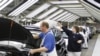 Tình trạng thất nghiệp tăng trong khi sản xuất sụt giảm tại Châu Âu