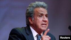 Ecuadorian politician Lenin Moreno addresses students after he was awarded the "Doctor Honoris Causa" degree from The National University of El Salvador in San Salvador, Oct. 19, 2016. 