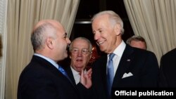 Ο Τάσος Ζαμπάς με τον Αντιπρόεδρο των ΗΠΑ, Τζο Μπάιντεν