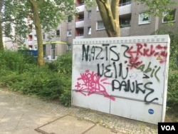 "Nazis? No thanks" reads the graffiti on this wall in Berlin. The rising far right in Germany has provoked fears from the left, further polarizing the country, July 8, 2016. (Photo: H. Murdock / VOA)