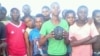 Jovens moçambicanos descontentes com exclusão do diálogo politico
