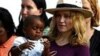 Madonna apela adopción en Malawi